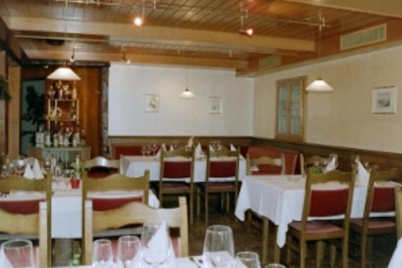 Gasthof Loewen Wisen Zewnętrze zdjęcie