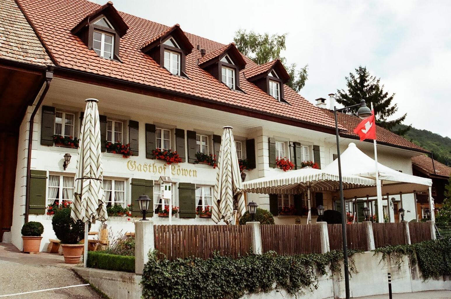 Gasthof Loewen Wisen Zewnętrze zdjęcie